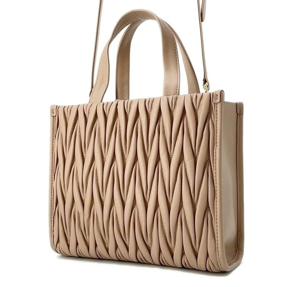 Miu Miu Matelassé Leather Tote Bag Handbag - Picture 2 of 11